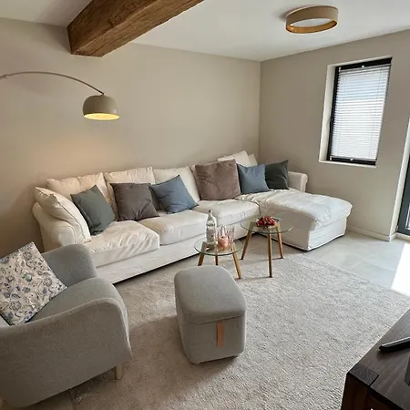 Apartment Ferienwohnung Neue Krone - Mernes