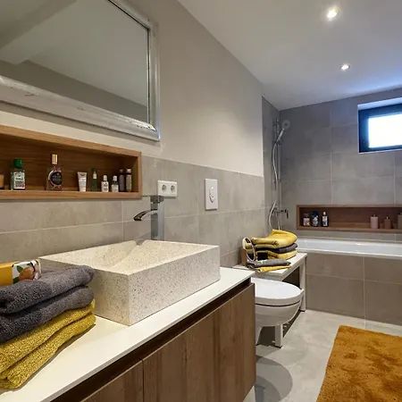 Ferienwohnung Neue Krone - Mernes Apartment