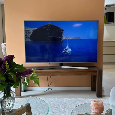 Apartment Ferienwohnung Neue Krone - Mernes *
