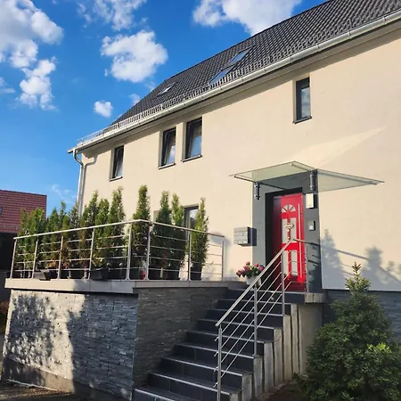 Apartment Ferienwohnung Neue Krone - Mernes *